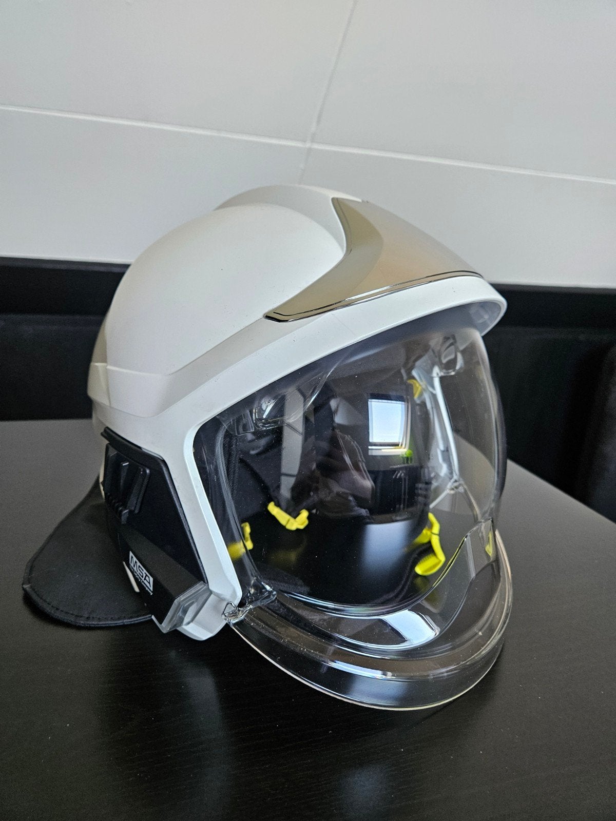 Brandweerhelm MSA Gallet F1XF wit, Ophalen of Verzenden, Tweedehands, M, Overige merken