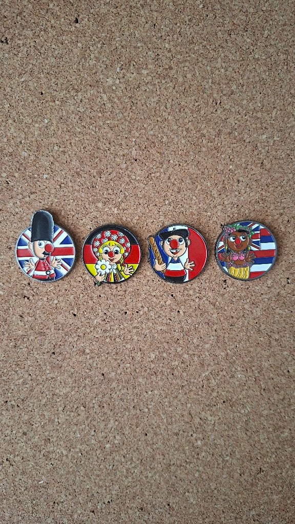 Carnaval Festival pins, Verzenden, Zo goed als nieuw, Button of Speldje