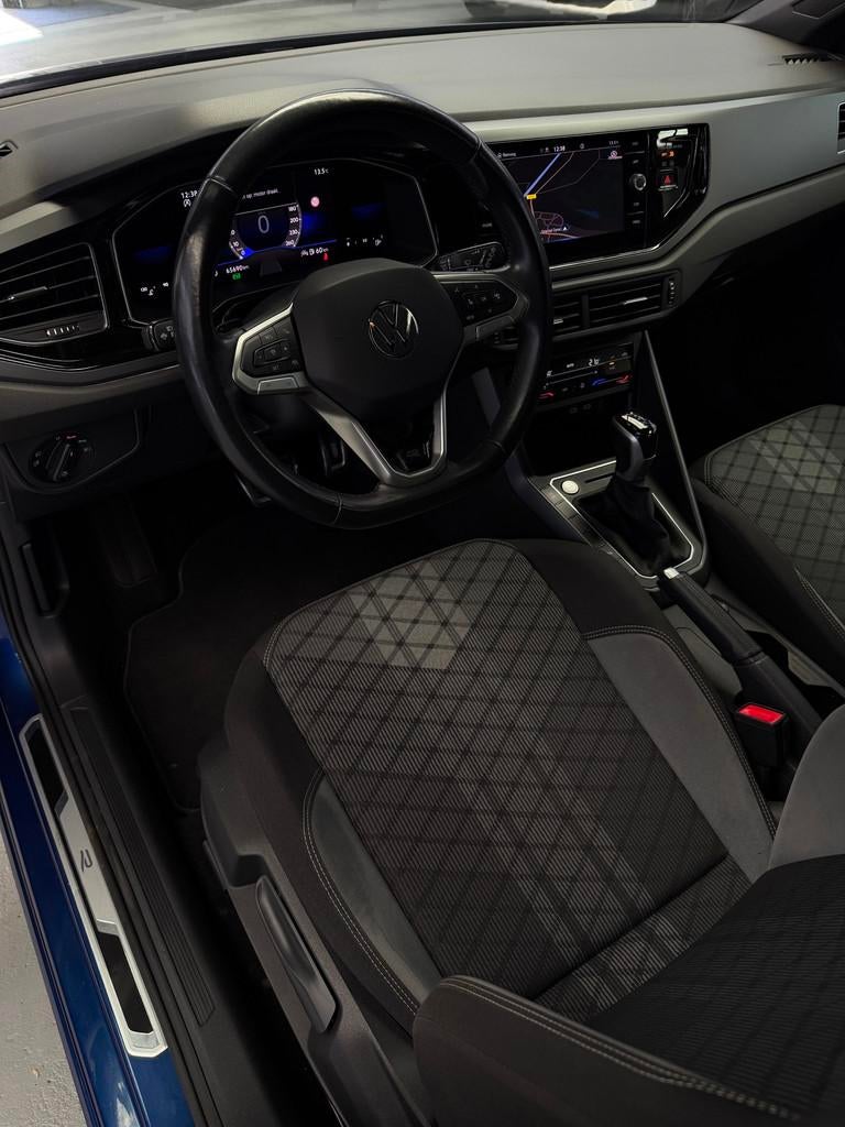Volkswagen Polo 1.0 TSI 2x R-Line Panorama Camera CarPlay, Stof, Gebruikt, Zwart, Met garantie (alle)