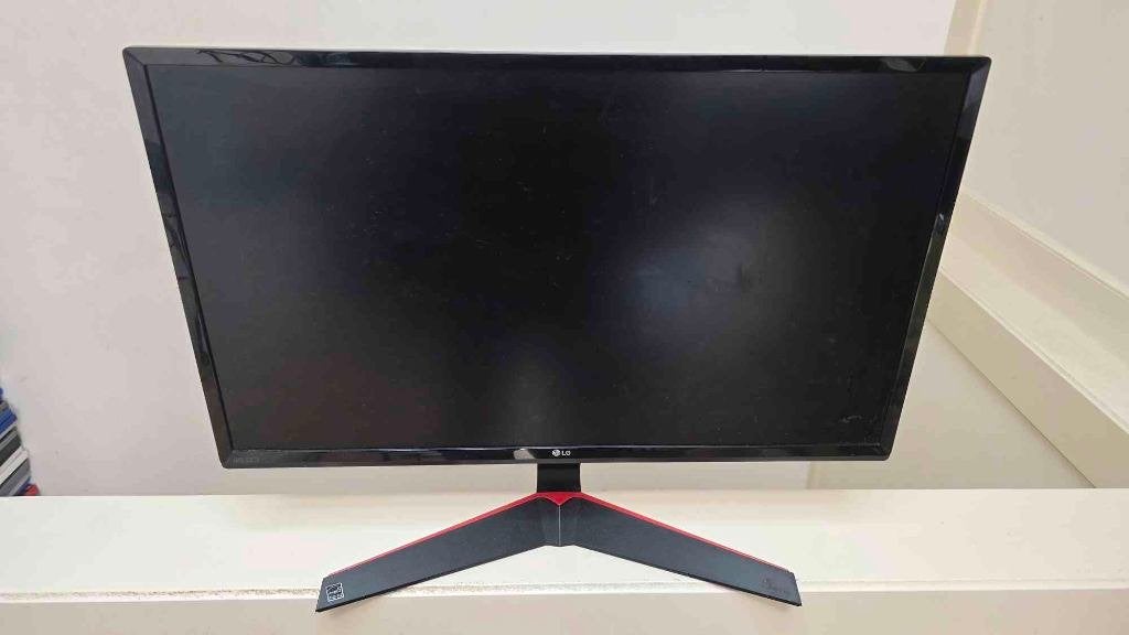 LG 24 inch monitor, Computers en Software, Monitoren, Gaming, Full HD, Ophalen of Verzenden, Zo goed als nieuw