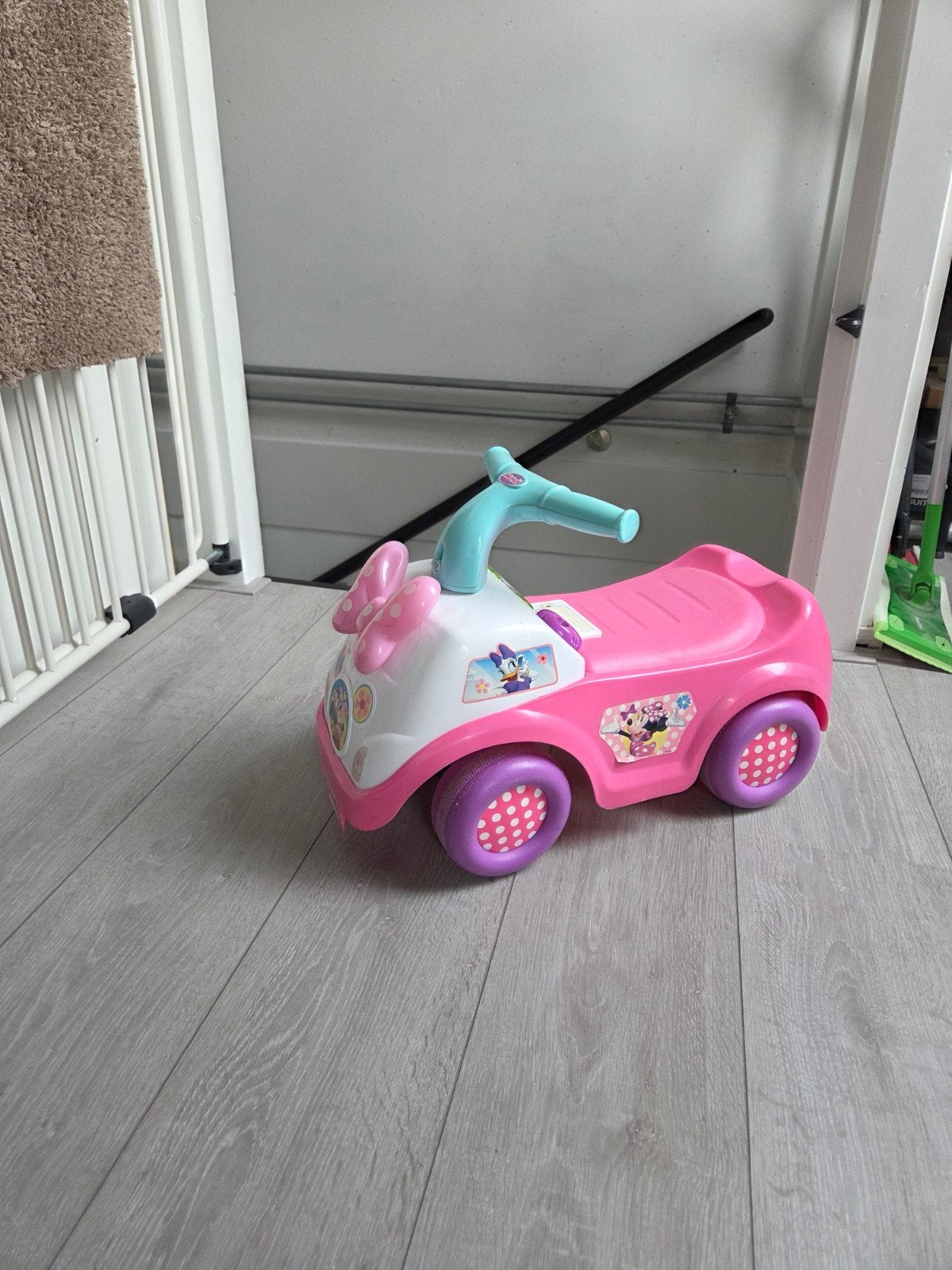 Minnie mouse loop auto, Ophalen, Gebruikt