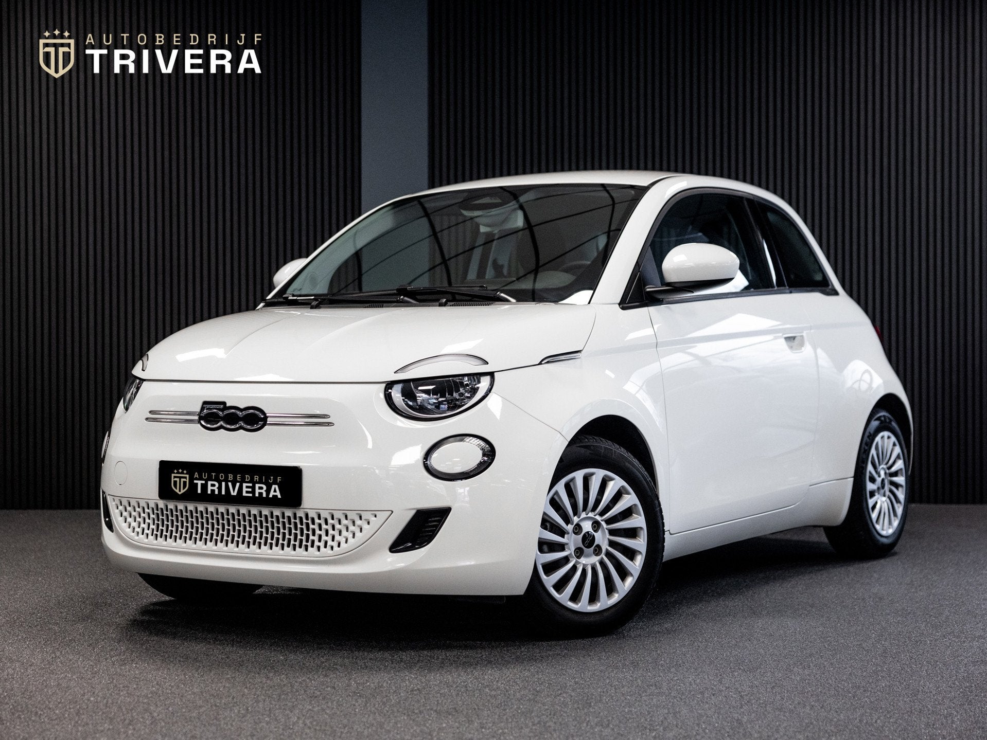Fiat 500 La Prima 42 kWh l SoH 93% l AUT. l 360° CAM. l Sto, Auto's, Dealer onderhouden, Stof, 4 stoelen, Wit