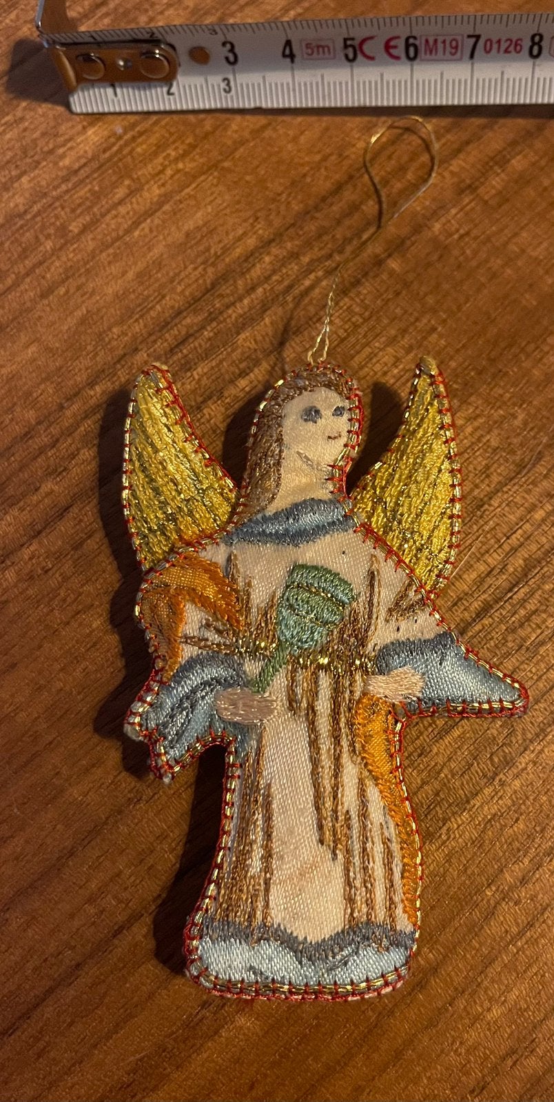 Vintage Geborduurd Kerstornament – Engel met Gouden Vleugels, Ophalen, Gebruikt