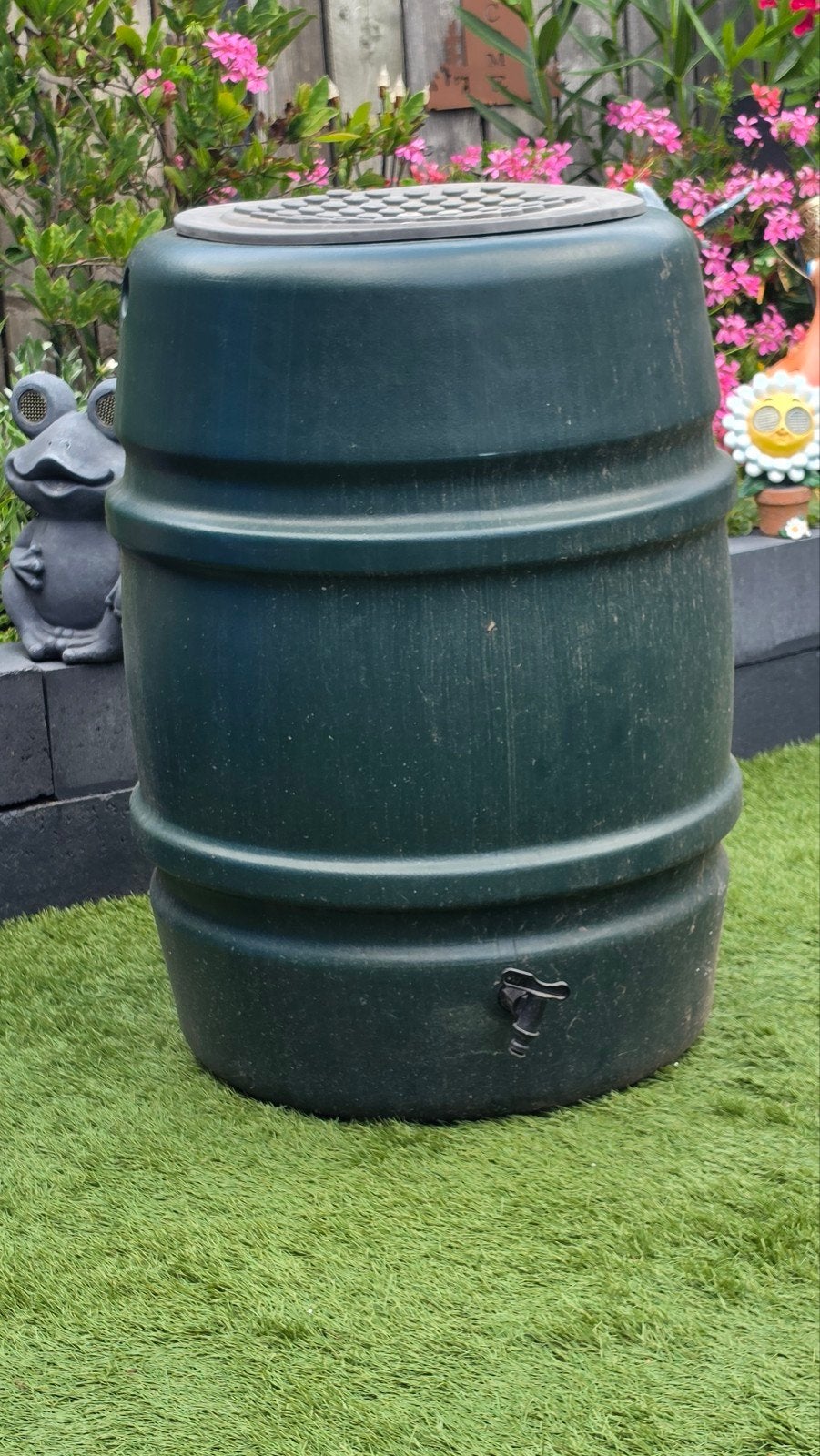 Regenton groen met kraantje, Tuin en Terras, Ophalen, Kunststof, Gebruikt, Met kraantje