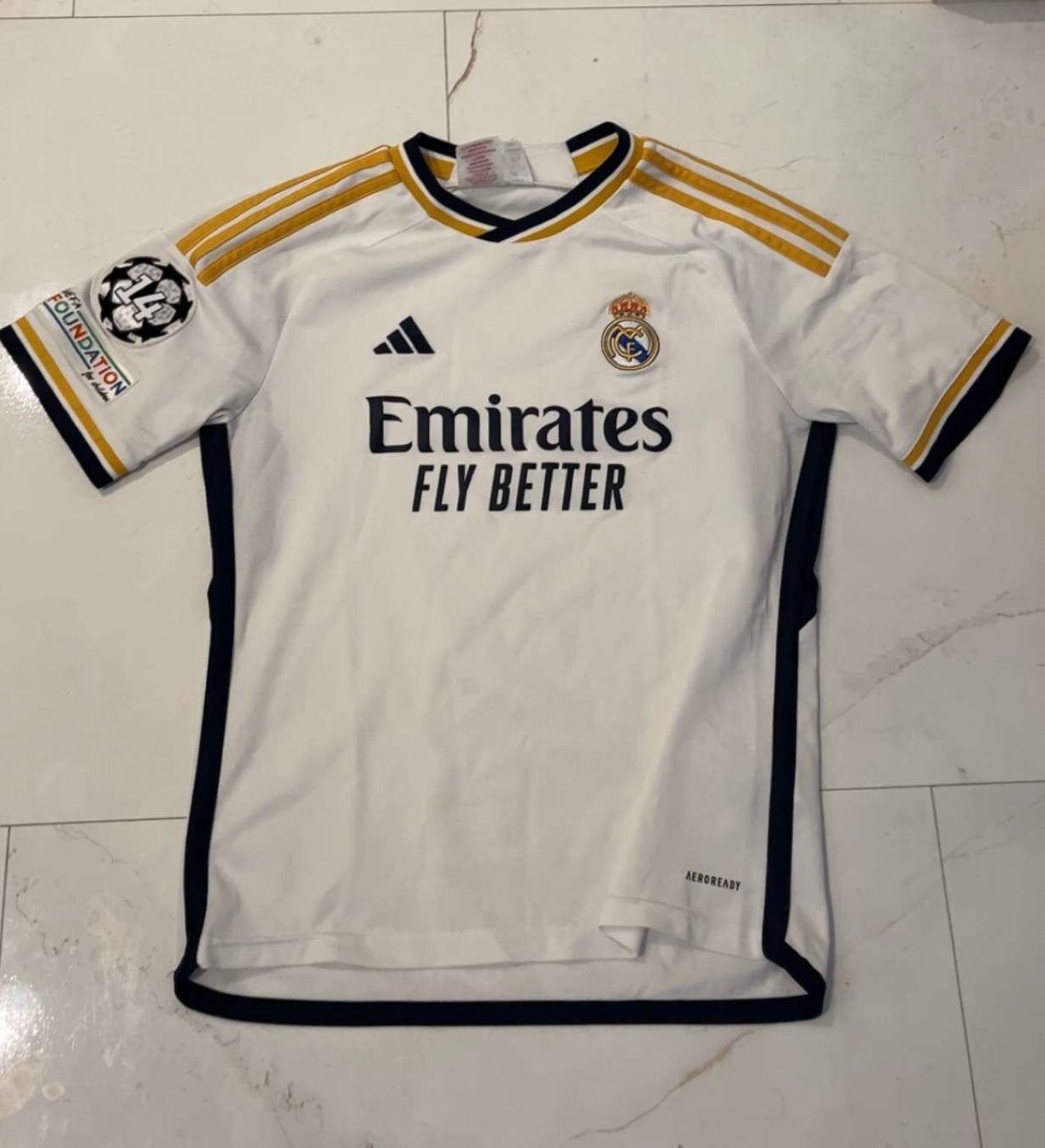 2 originele voetbalshirtjes, Maat XS of kleiner, Verzenden, Zo goed als nieuw, Shirt