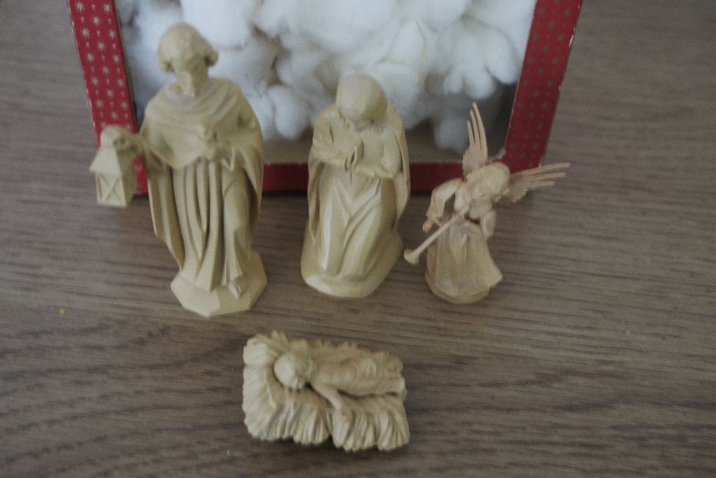 kerst antiek figuren 9 cm hoog in origineel doosje, Ophalen of Verzenden