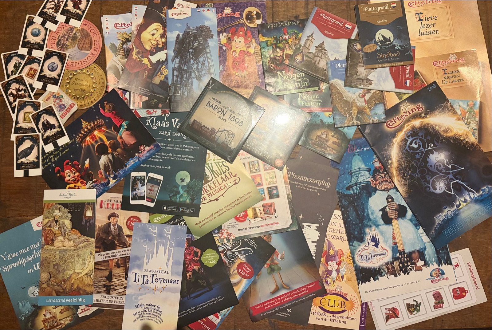 Grote verzameling Efteling folders, plattegronden en meer, Verzenden, Overige figuren, Gebruikt, Papier, Kaart of Schrift