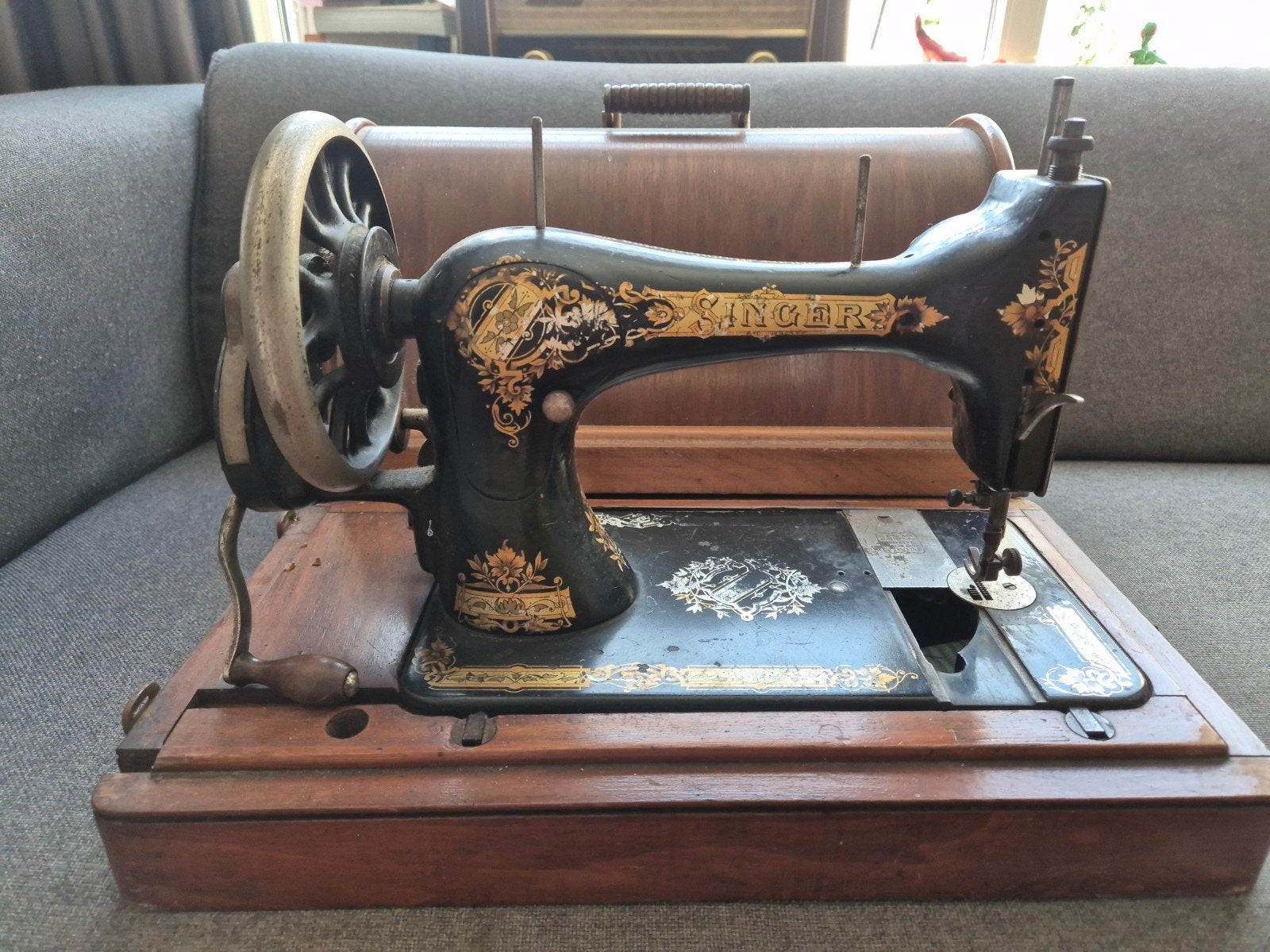 Naaimachine antiek- singer, Antiek en Kunst, Antiek | Naaimachines, Ophalen