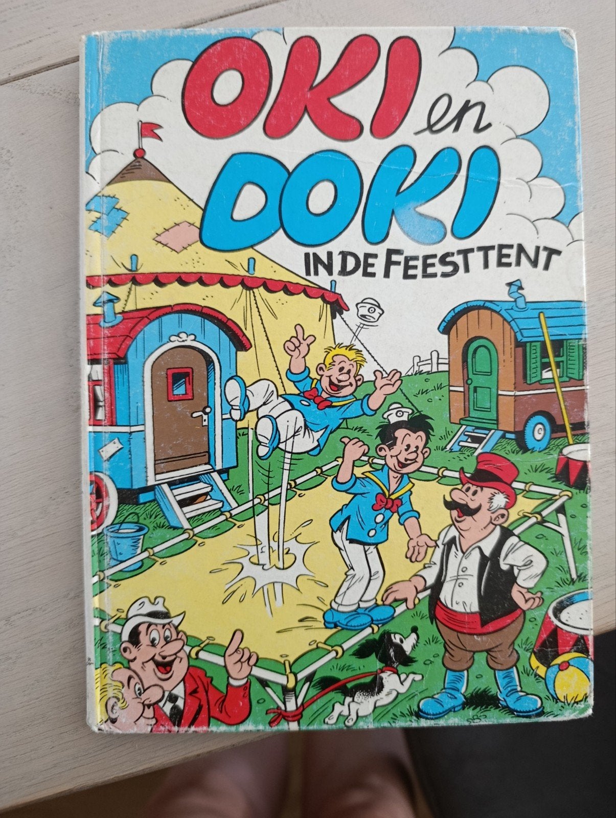 Oki en Doki in de feesttent - AVI-E4 leesboek avi, Ophalen of Verzenden, Gelezen, Fictie algemeen