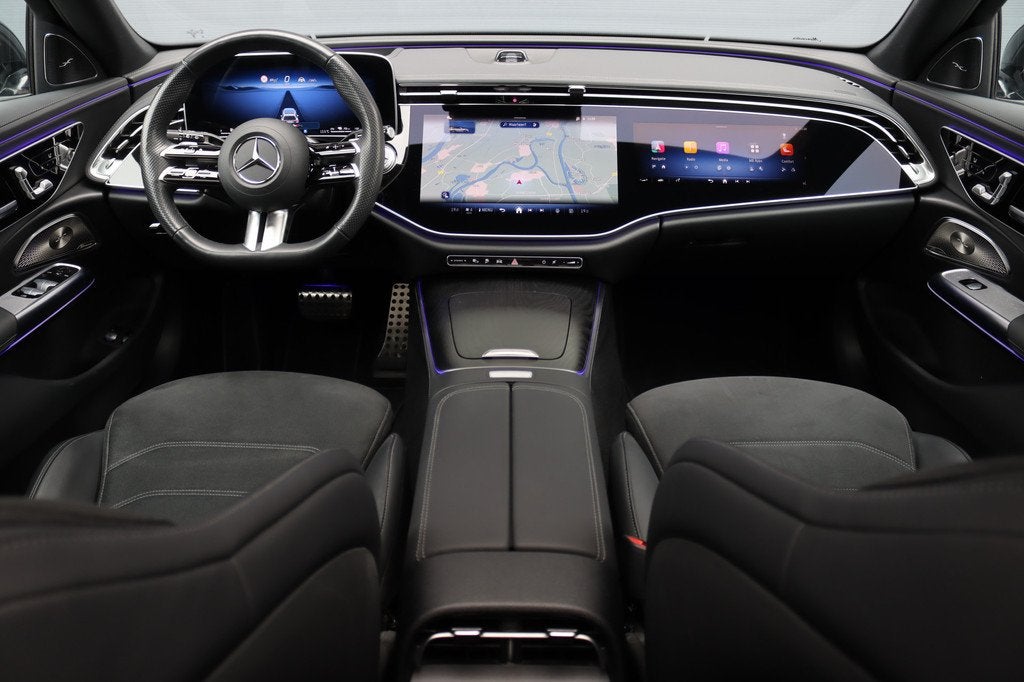 Mercedes-Benz E-Klasse Estate 300 e AMG Line | Hyperscreen |, Auto's, Mercedes-Benz, Achterwielaandrijving, Gebruikt, 4 cilinders