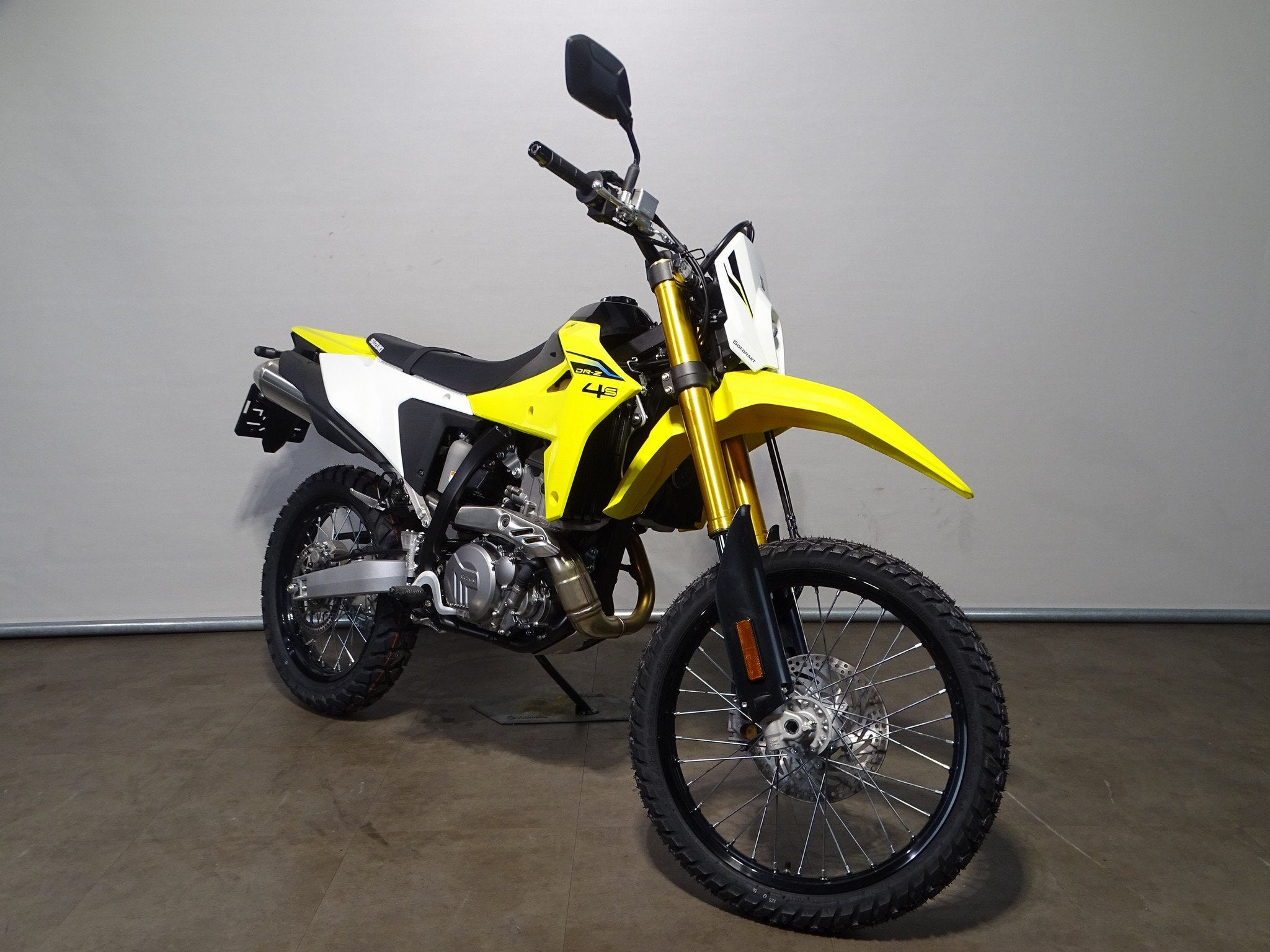 Suzuki DR-Z4S, Nieuw, Bedrijf, Toermotor