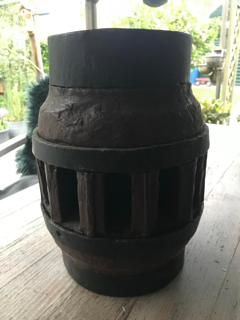 Oud houten wielnaaf, Ophalen