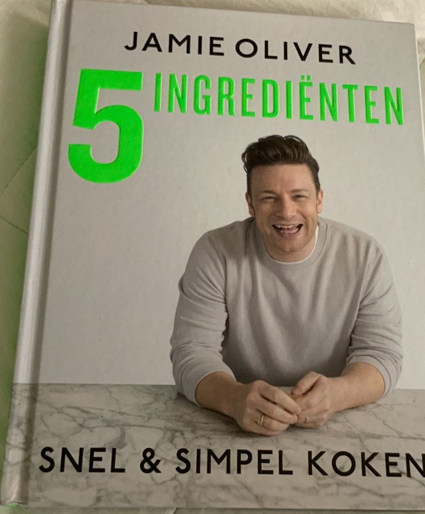 Nieuw ideaal kookboek beroemde Jamie Oliver Snel & Simpel, Boeken, Kookboeken, Ophalen of Verzenden, Nieuw