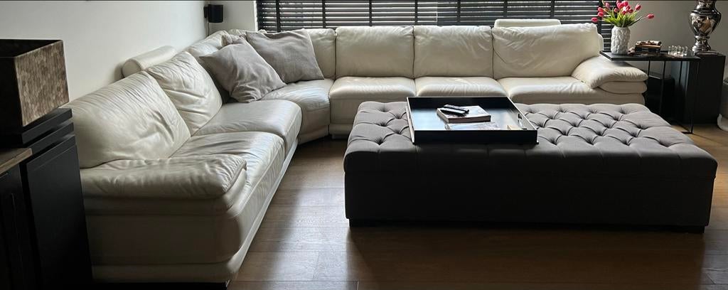 Leren hoekbank Chateau d'Ax met gecapitonneerde salontafel, Ophalen, Gebruikt, Hoekbank, 300 cm of meer