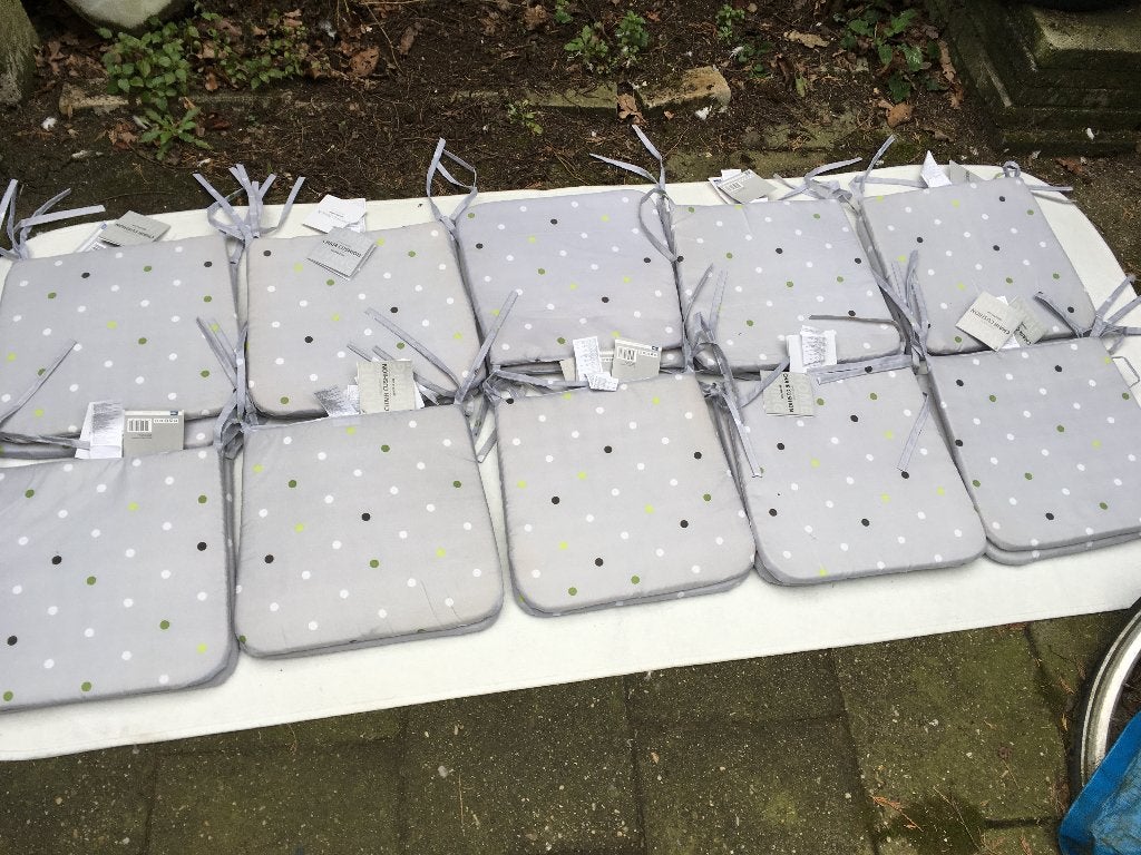 Stoelkussen, lichtgrijs, voor Ikea, andere eetkamer stoelen., Ophalen, Vierkant, Grijs, Zitkussen
