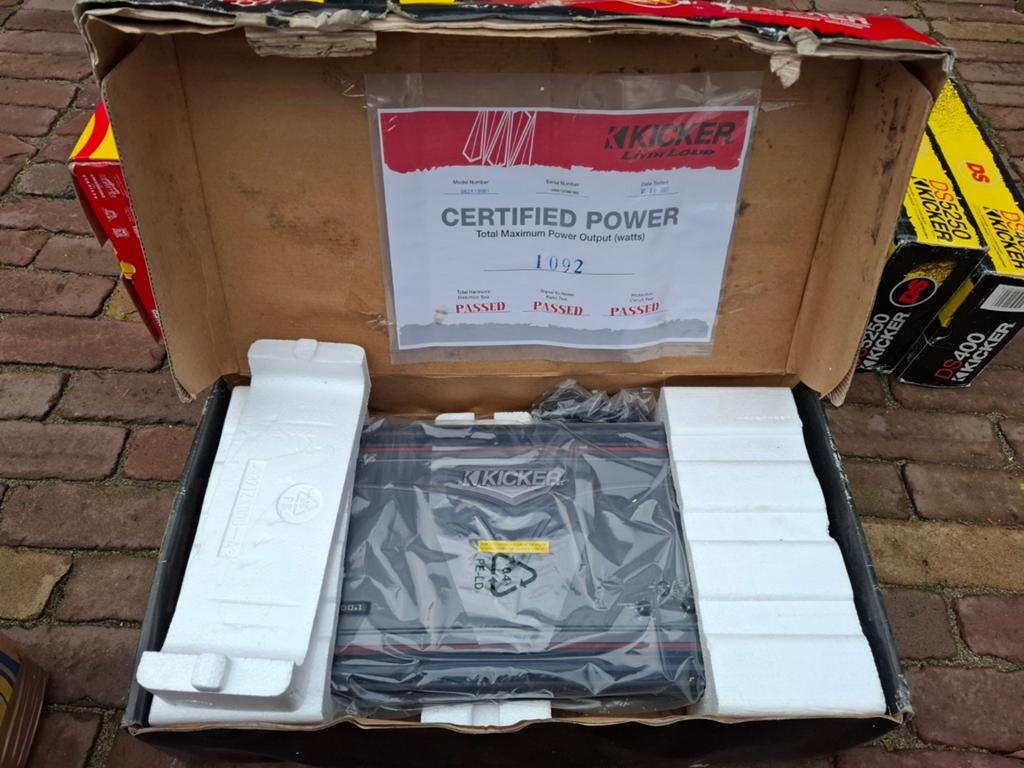Kicker ZX1000.1 versterker monoblock, Ophalen of Verzenden, Nieuw
