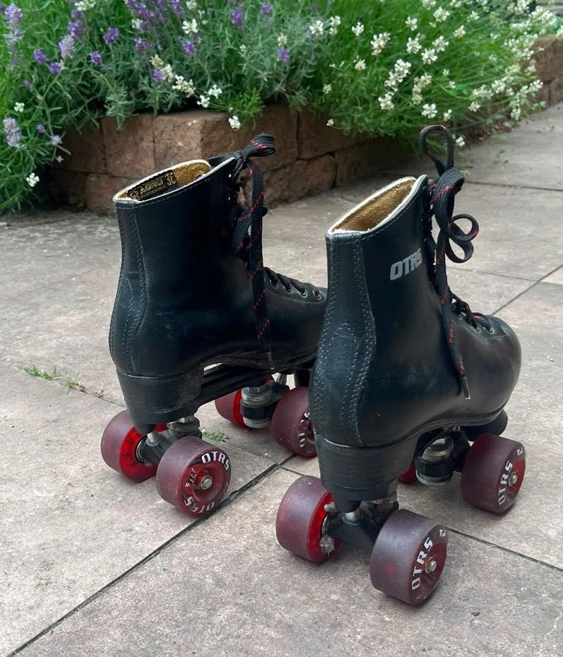 Roller skates  OTRS zwart Dames  Maat 36, Overige typen, Zo goed als nieuw, Dames, Ophalen