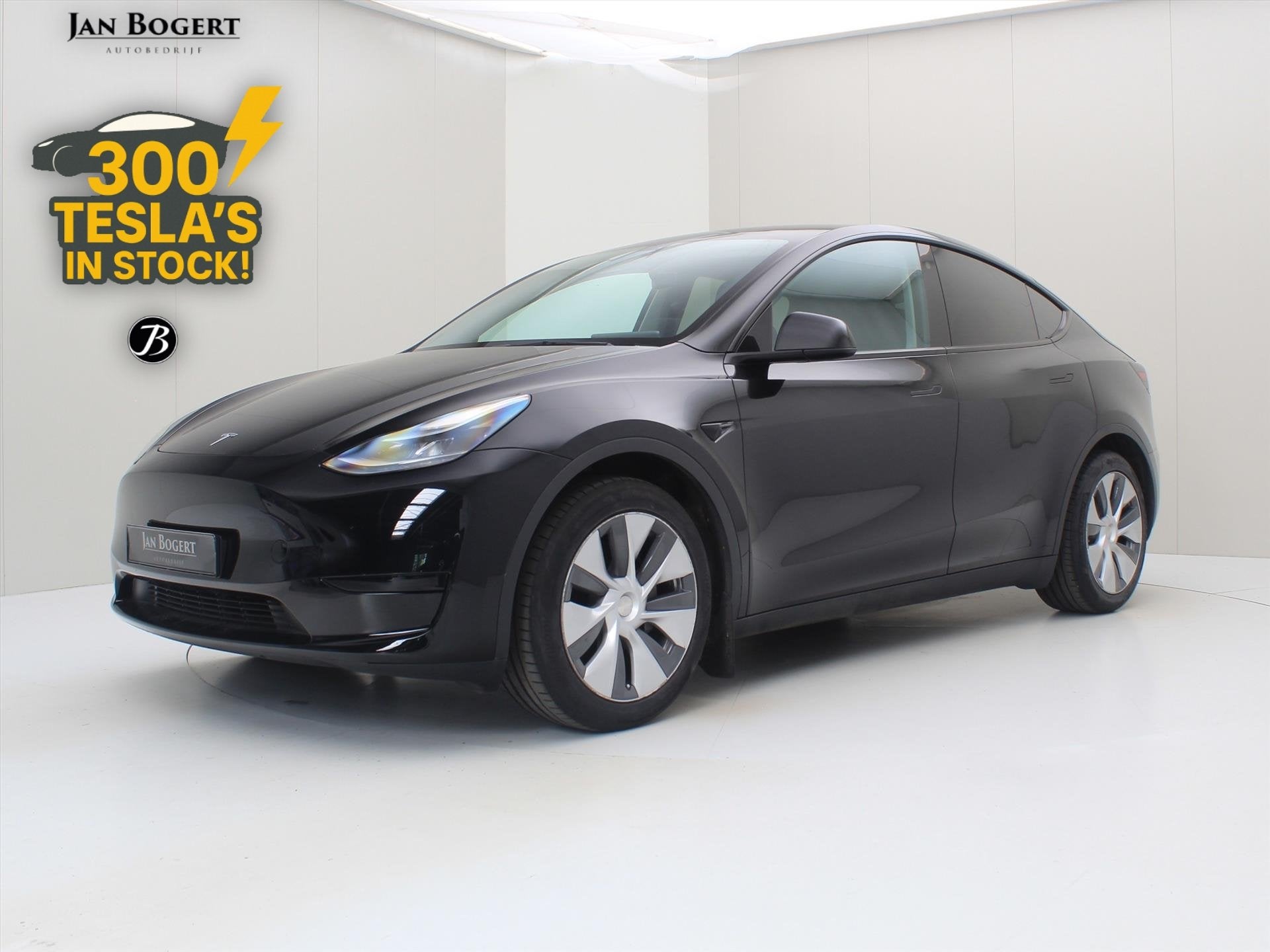 Tesla Model Y Standard RWD Plus [ AMD RYZEN+LFP ACCU+AUTOPIL, Auto's, Automaat, Achterwielaandrijving, Gebruikt, Zwart