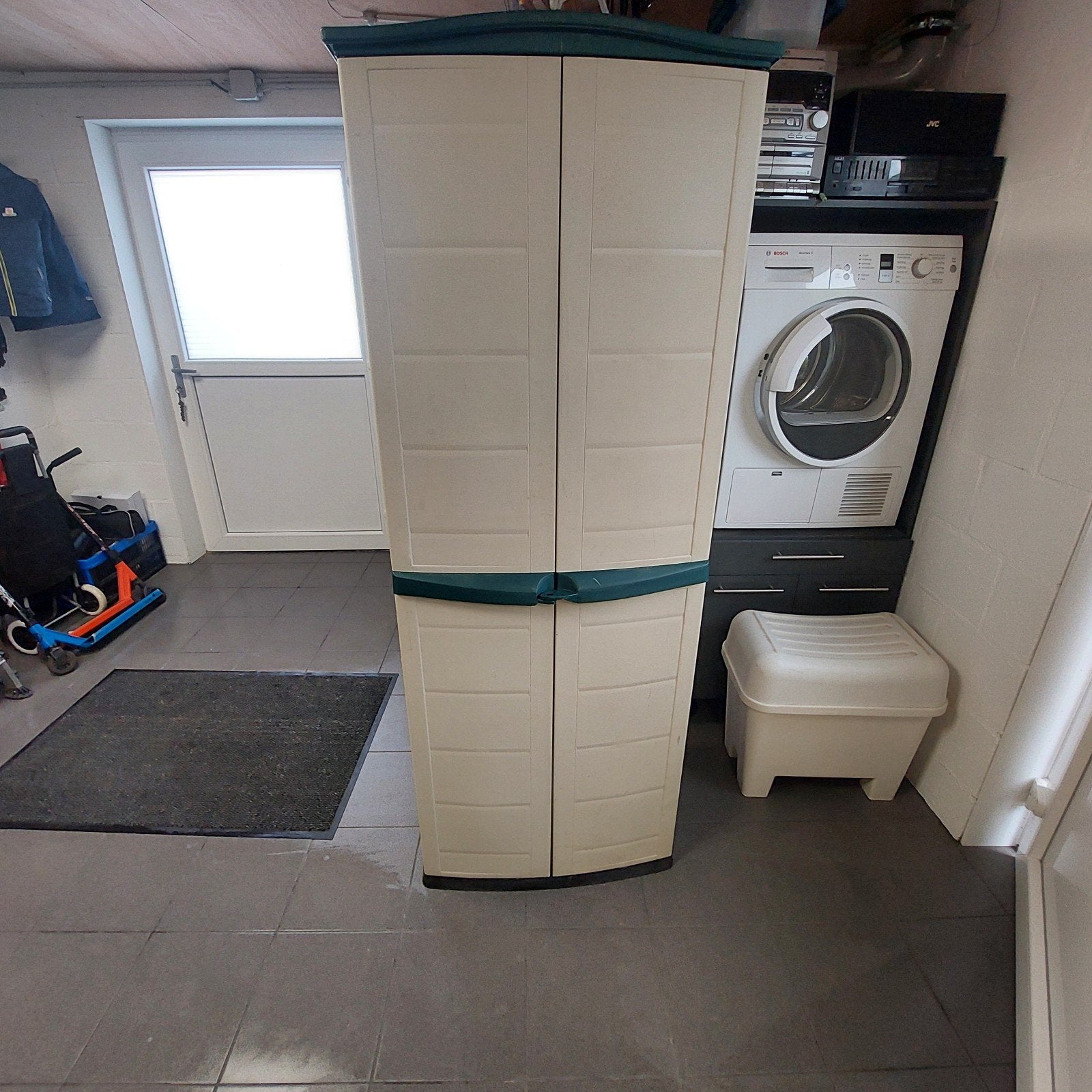 Keter Compacte Berging / Opbergkast voor Tuin of Garage, Tuin en Terras, Ophalen, Gebruikt, Kunststof, Overige typen