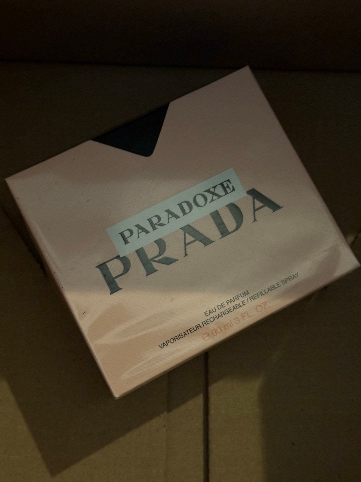 Prada Paradoxe Eau de Parfum 90 ml Nieuw, Sieraden, Tassen en Uiterlijk, Ophalen of Verzenden, Nieuw