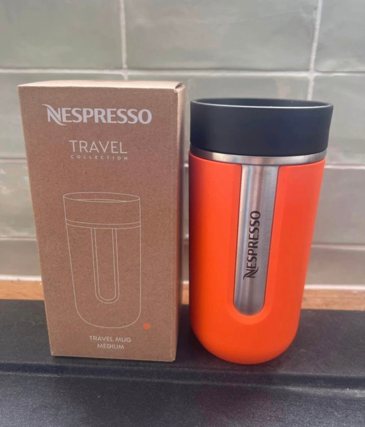 GEZOCHT! Nespresso beker met drukknop, Ophalen, Zo goed als nieuw
