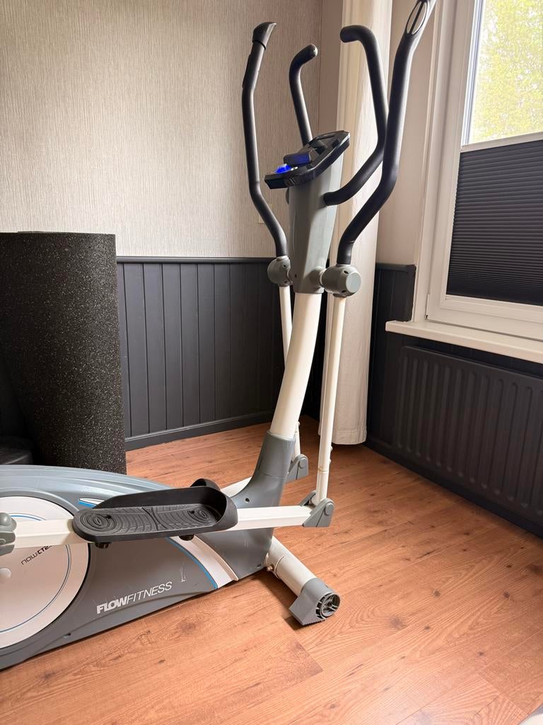 Flow Fitness Crosstrainer NOWCT2.5, Ophalen, Armen, Zo goed als nieuw, Crosstrainer