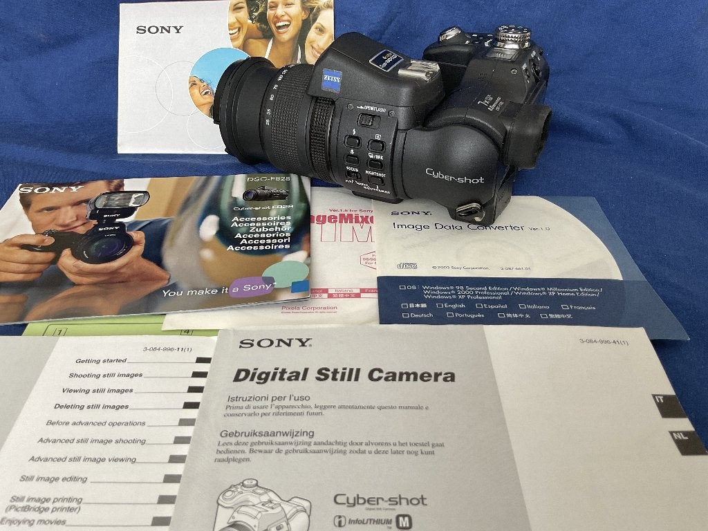 Sony Cyber-shot DSC-F828 Digitale Camera met Zeiss lens, Ophalen of Verzenden, Gebruikt, Sony, 8 keer of meer