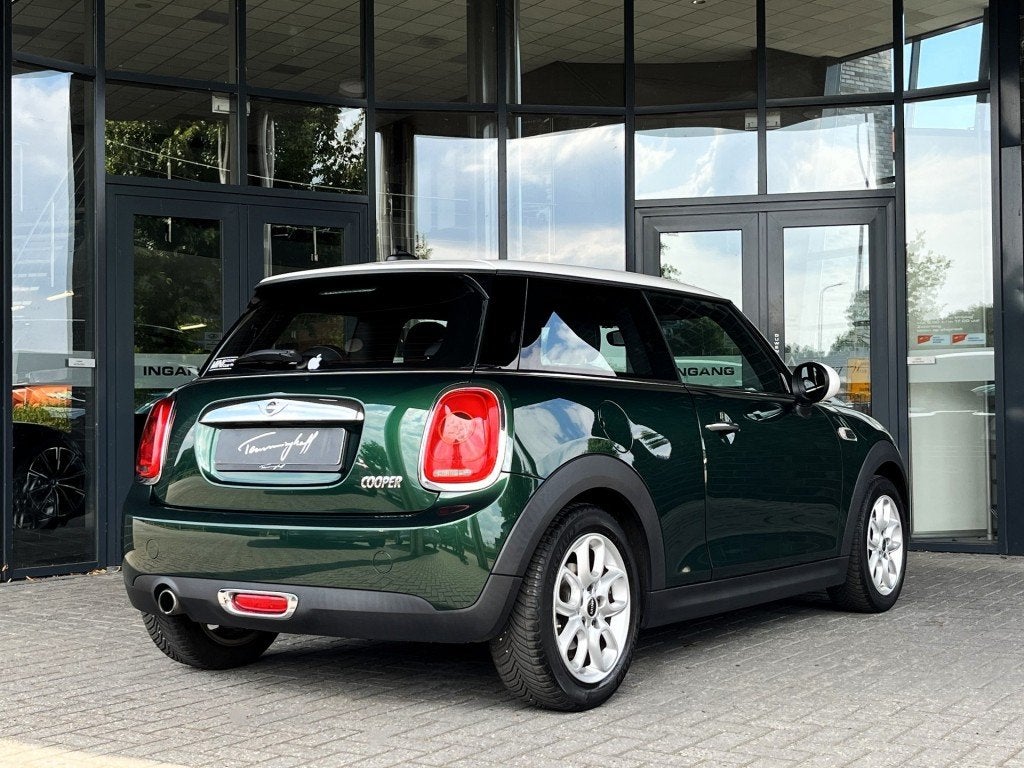 Mini COOPER 1.5 COOPER PEPPER - NAVI - 16 INCH, Auto's, Mini, Voorwielaandrijving, 136 pk, Gebruikt, Euro 6