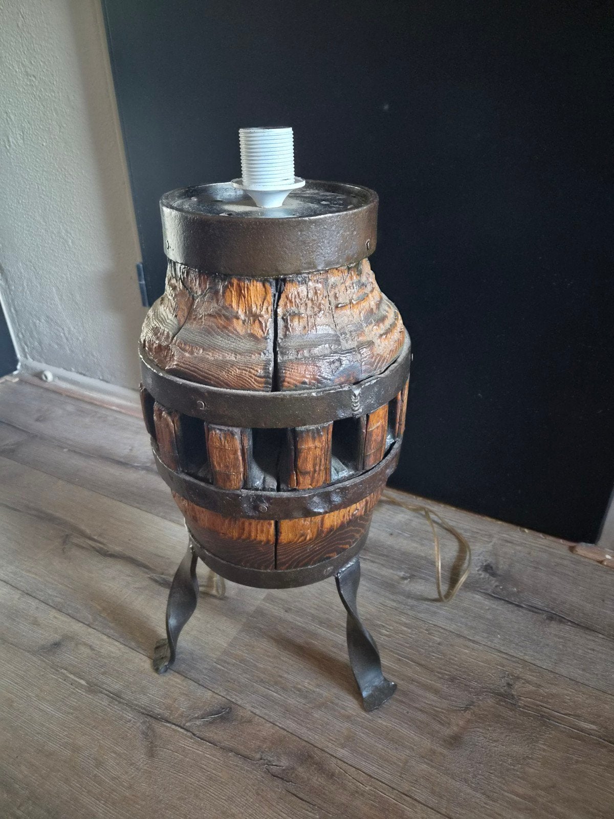 Antieke lampen poot ( Wagon wheel hub ), Antiek en Kunst, Ophalen
