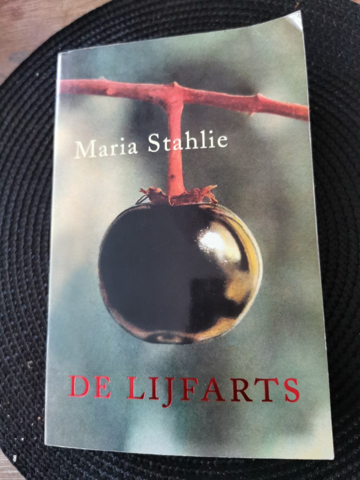 Maria Stahlie - De Lijfarts (Roman), Verzenden, Gelezen, Maria Stahlie