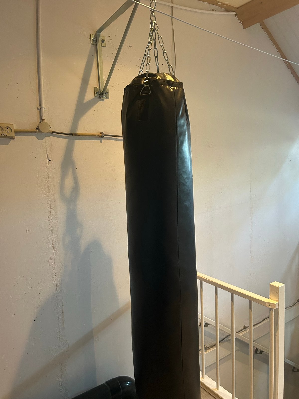 Hanumat bokszak 180 cm met muurbeugel, Sport en Fitness, Ophalen, Gebruikt, Bokszak