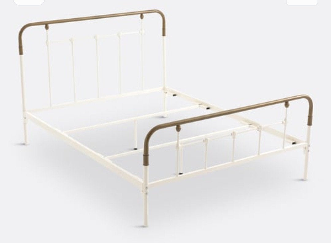 Nieuw spijlen bed! 140/ 200, Huis en Inrichting, Slaapkamer | Bedden, Ophalen, Wit, 140 cm, 200 cm