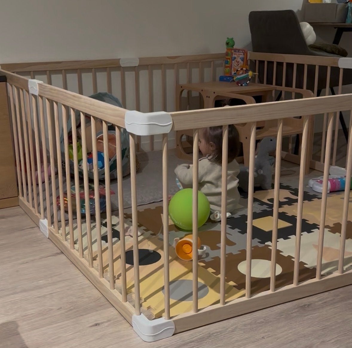 Houten Box / Babyhek - Veelzijdige Speelruimte Ladanas, Ophalen, Zo goed als nieuw, Overige vormen