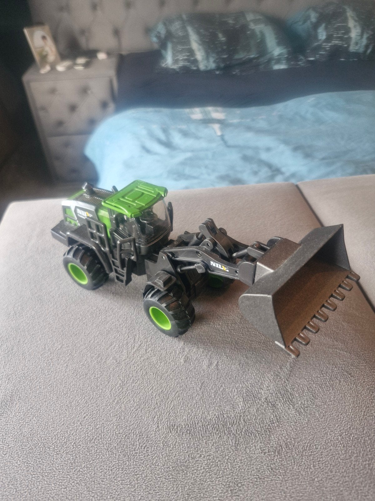 shovel als lading op een dieplader, Hobby en Vrije tijd, Ophalen of Verzenden, Nieuw, Bus of Vrachtwagen, Wsi