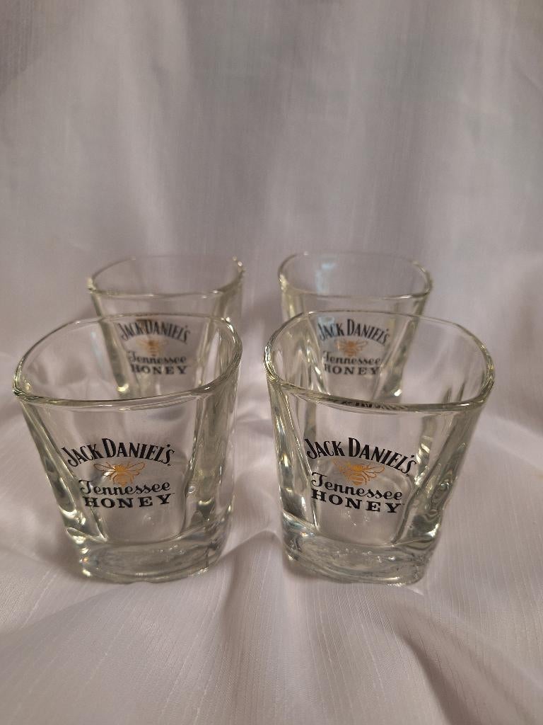 JACK DANIELS honey glazen 4 stuks, Verzamelen, Glas en Borrelglaasjes, Ophalen of Verzenden, Zo goed als nieuw, Borrel- of Shotglas