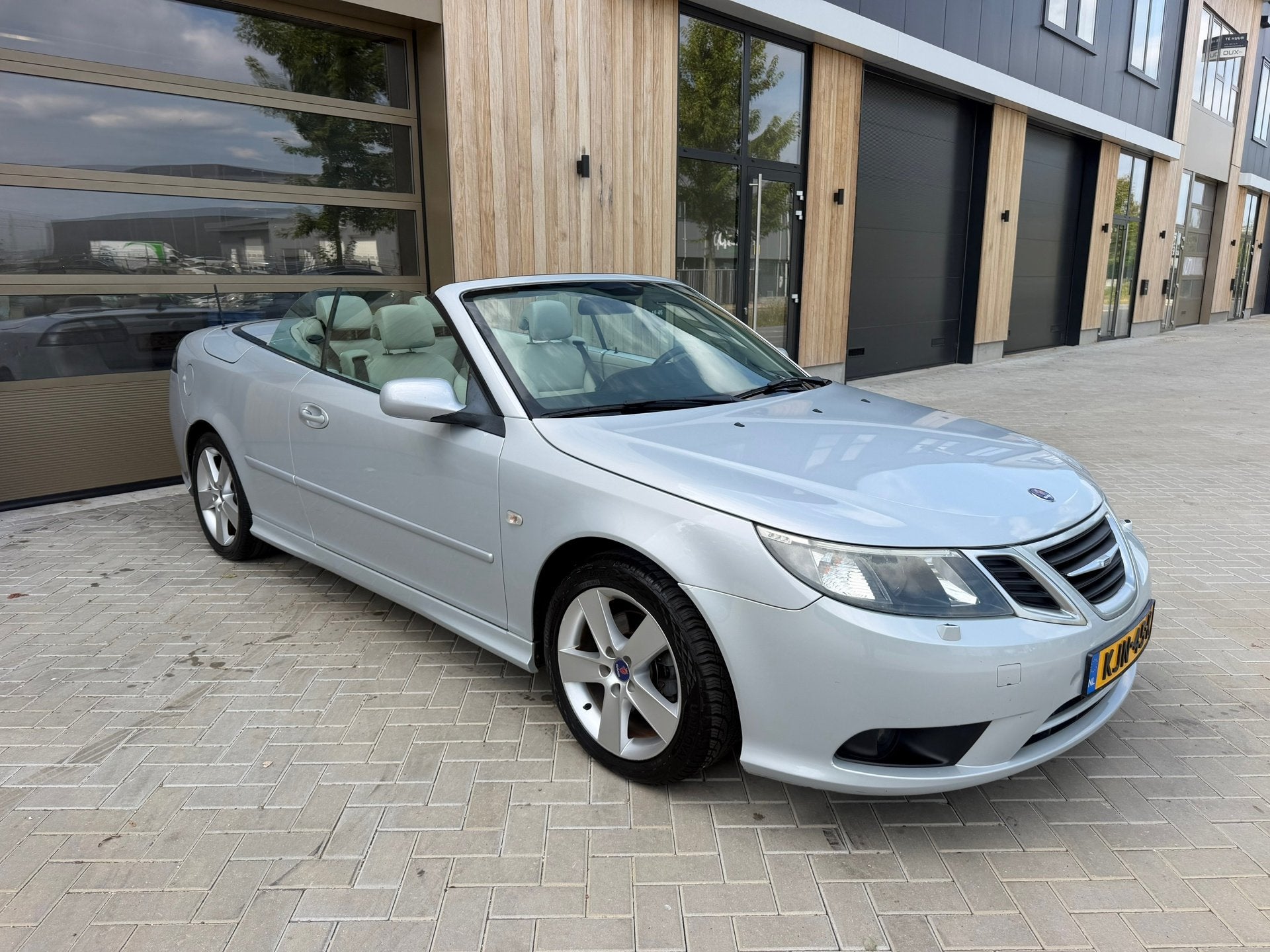 Saab 9-3 Cabrio 2.0t Vector Spring Edition Cabrio|Automaat|A, 1998 cc, Gebruikt, Beige, Cabriolet