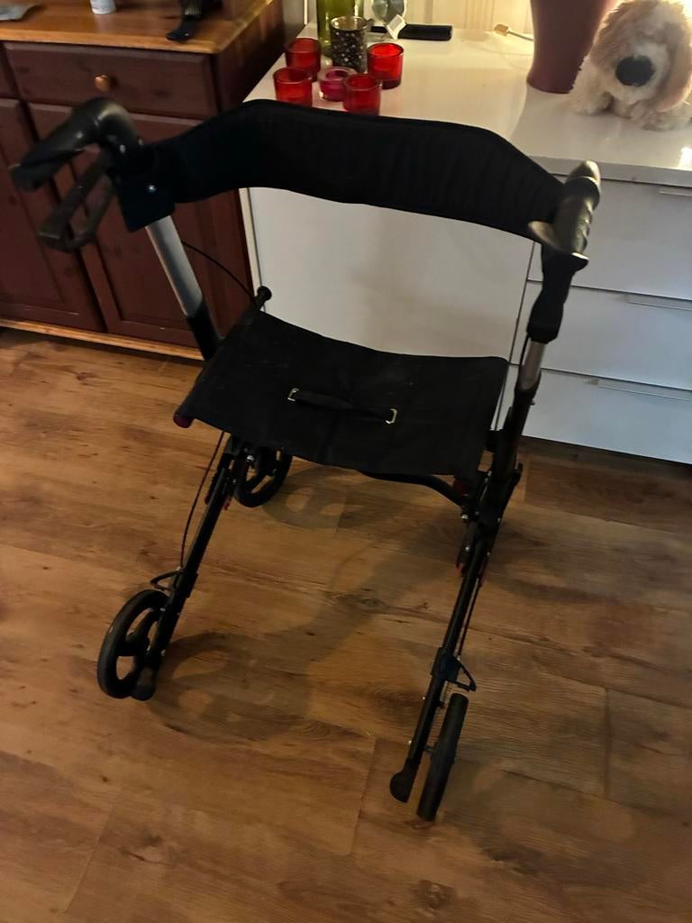 Rollator, Diversen, Ophalen of Verzenden, Lichtgewicht, Gebruikt