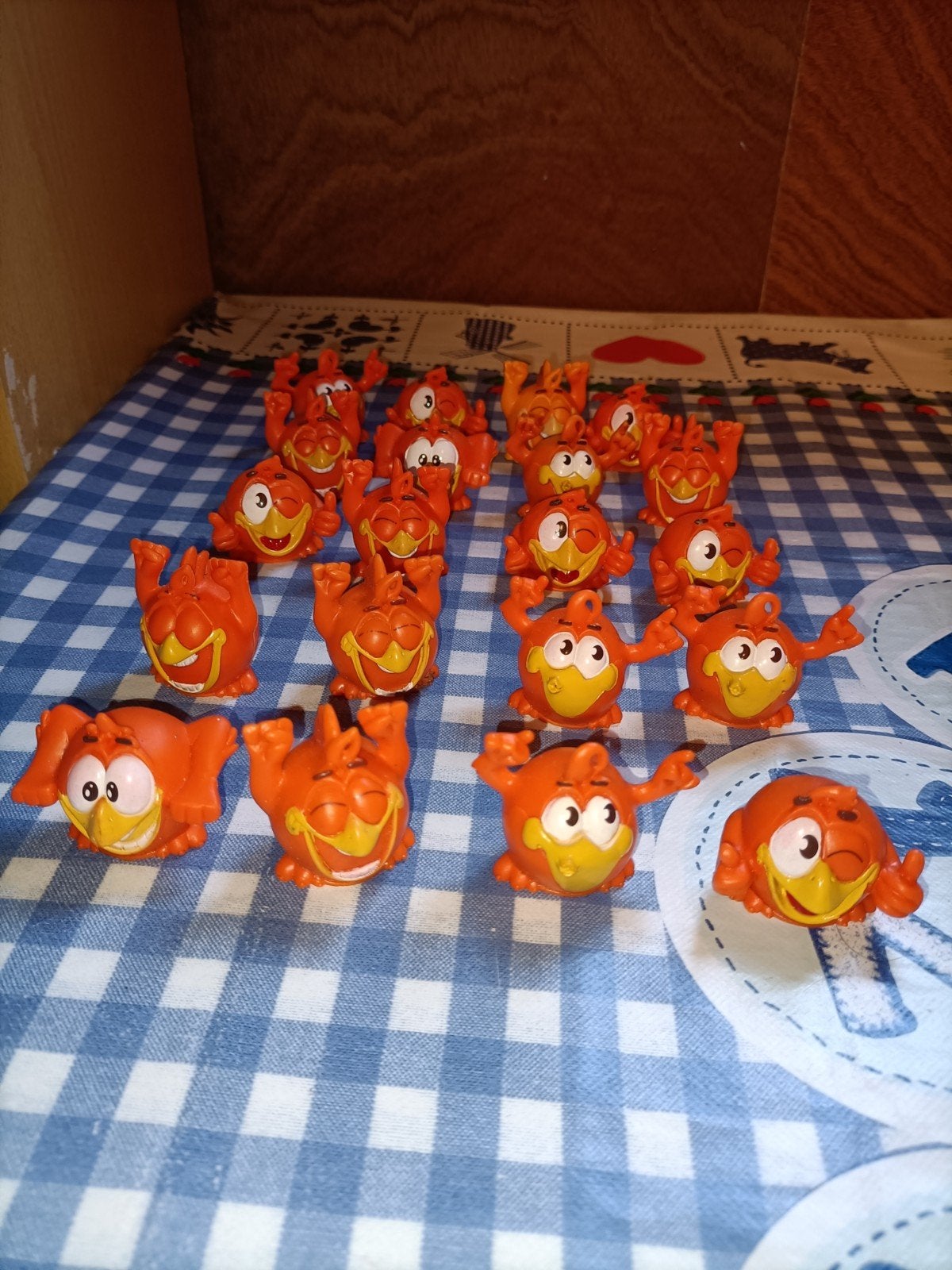20 geluksvogeltjes geluk vogels, Verzamelen, Supermarktacties, Ophalen of Verzenden