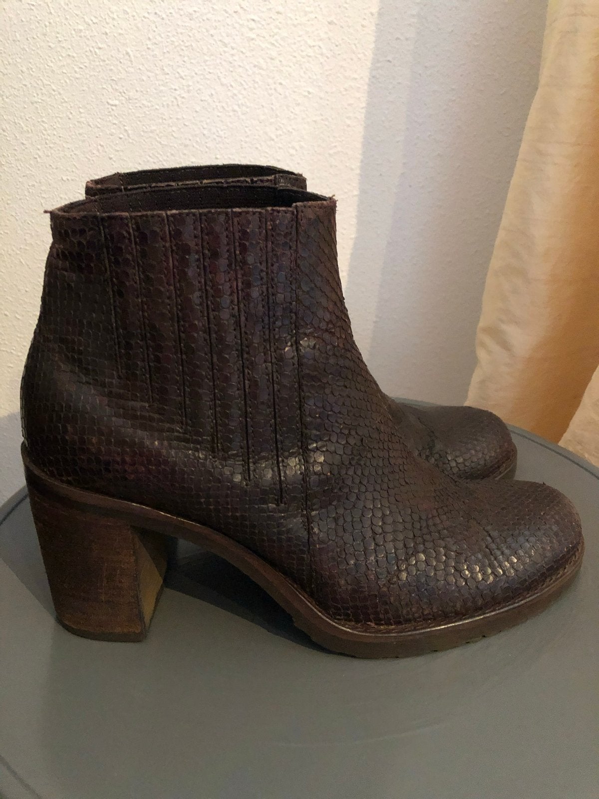 Fred de la Bretoniere enkellaarzen met slangenprint maat 40, Kleding | Dames, Schoenen, Bruin, Lage of Enkellaarzen, Ophalen of Verzenden