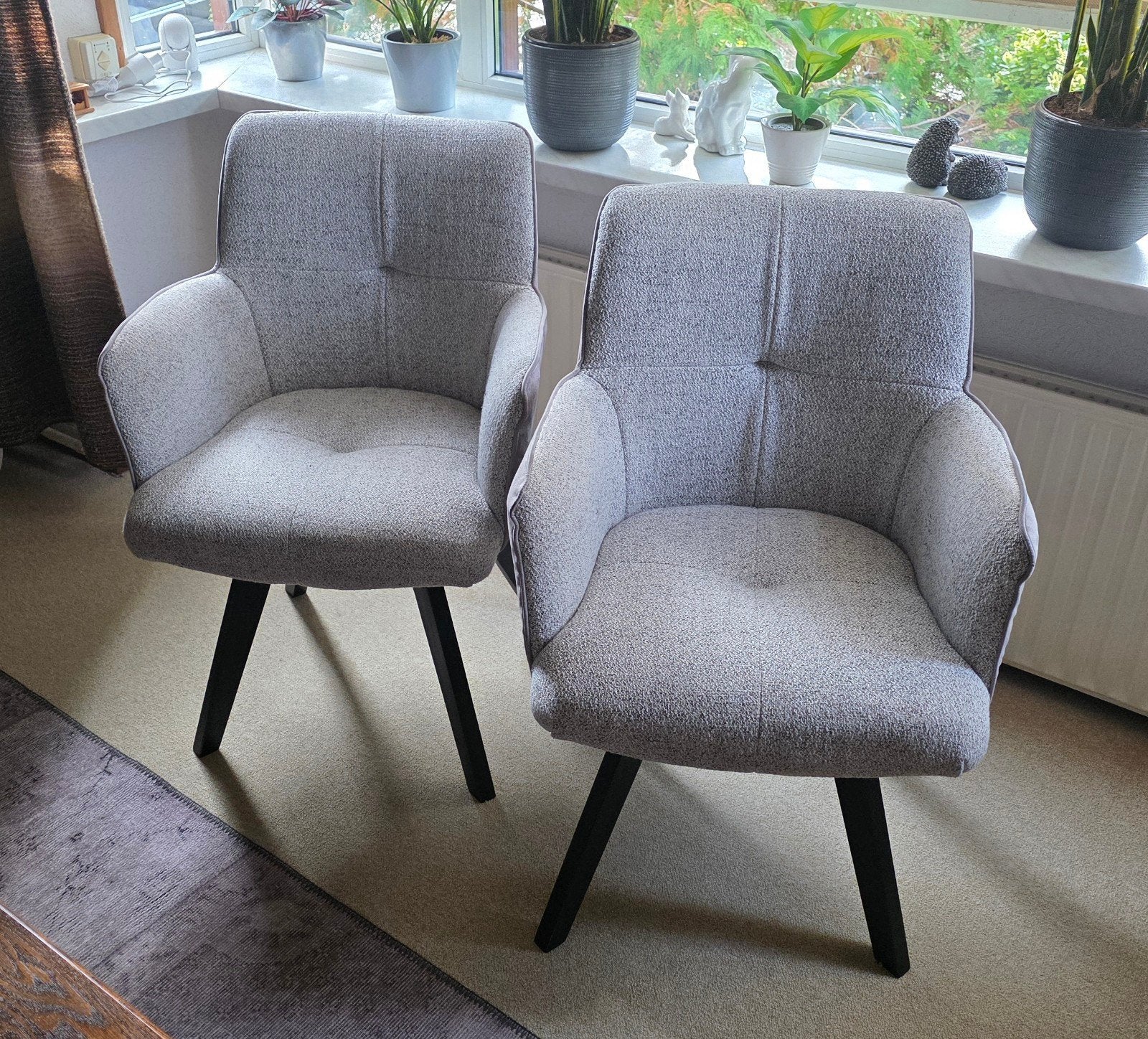 2x Eetkamerstoelen - Zo goed als nieuw, 2 jaar oud, Ophalen, Twee, Modern, Scandinavisch, Zo goed als nieuw