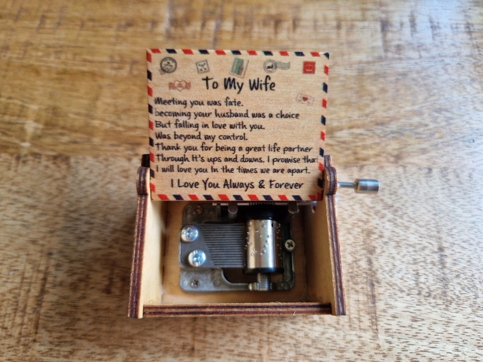 Foto 2 van Houten muziekdoosje 'To My Wife' - Handzwengel