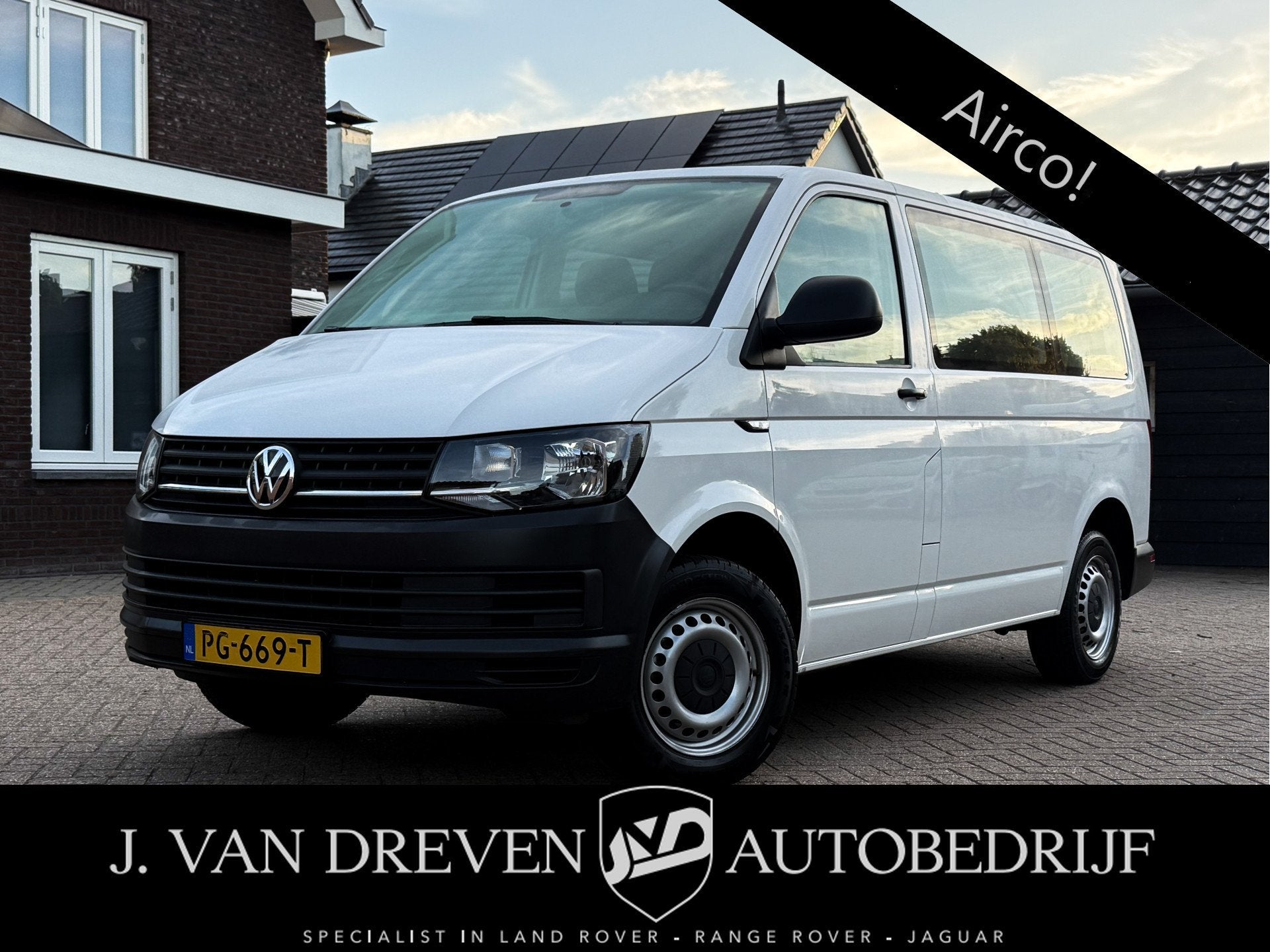Volkswagen Transporter Kombi 2.0 TDI L1H1 9 Pers / Airco / A, Auto's, Voorwielaandrijving, Dealer onderhouden, 86 pk, Gebruikt