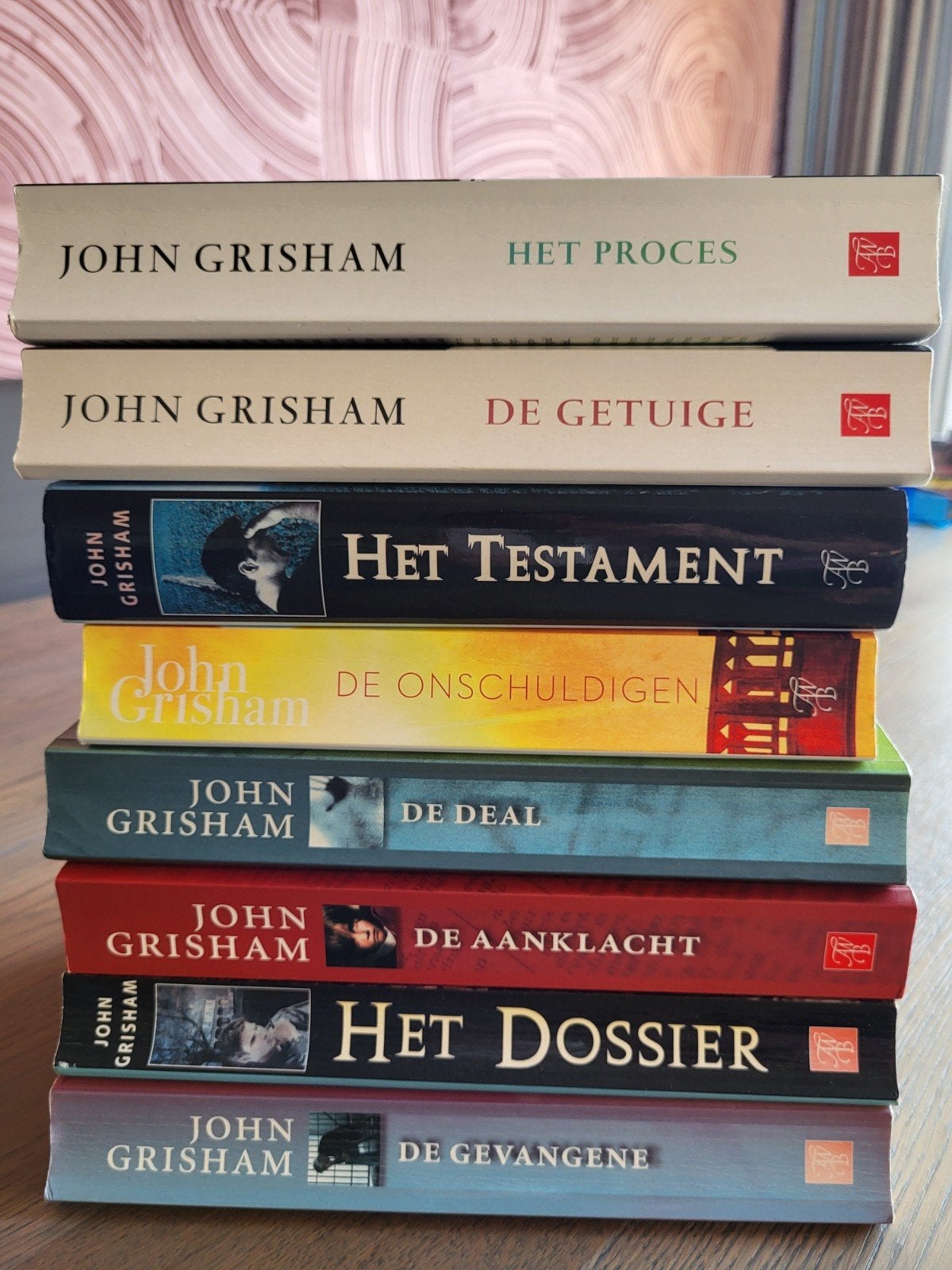 8 boeken van John Grisham, in goede staat, Ophalen of Verzenden, Zo goed als nieuw