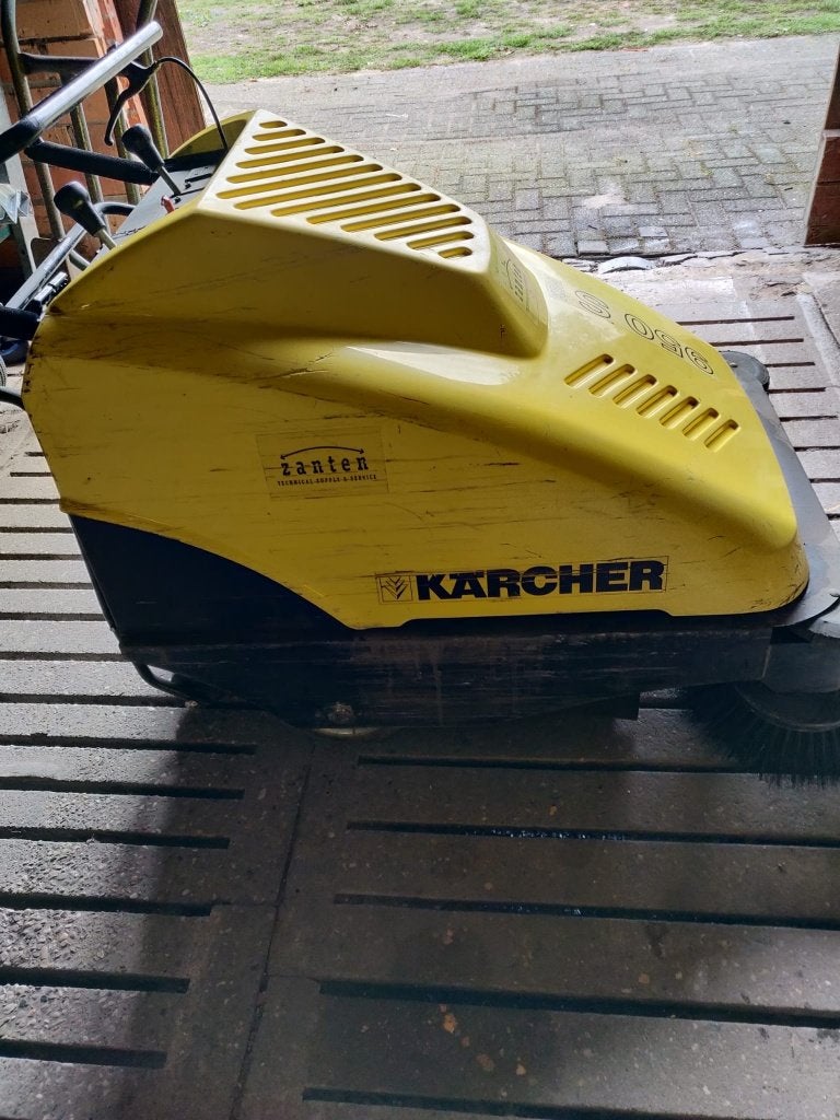 karcher industrieel veegmachine, Ophalen of Verzenden, Gebruikt, Kärcher