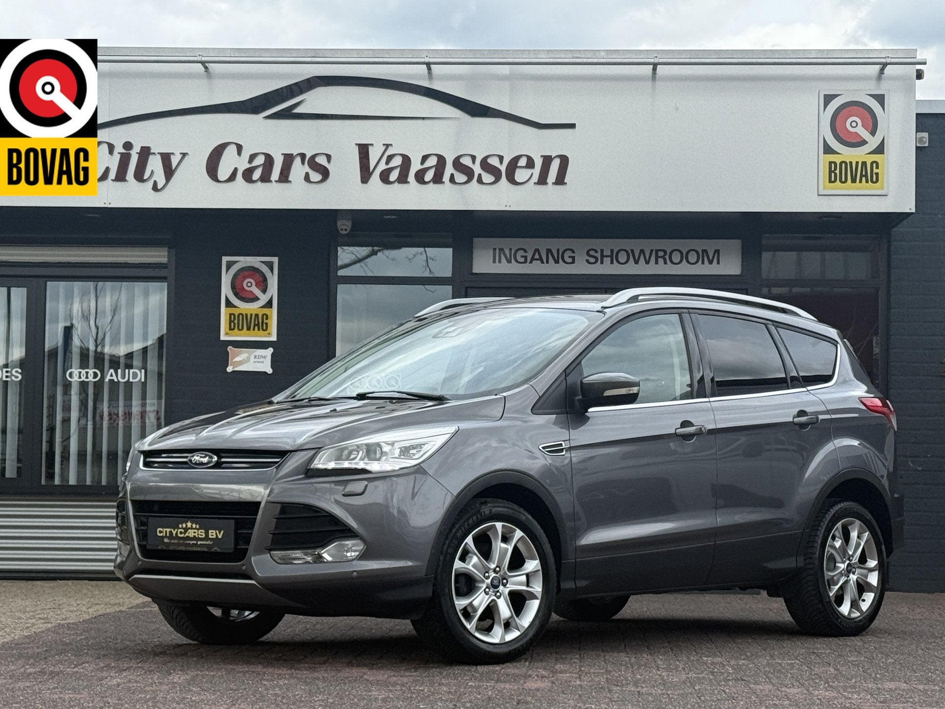 Ford Kuga 1.6 Titanium 150 pk org nl auto nap logisch climat, Auto's, Euro 5, 15 km/l, Gebruikt, Zwart