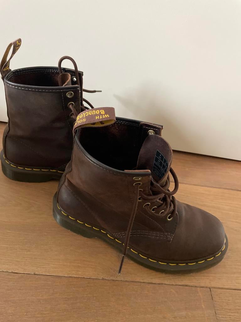 Dr Martens maat 39, diep bruin, Ophalen of Verzenden, Zo goed als nieuw, Bruin, Lage of Enkellaarzen