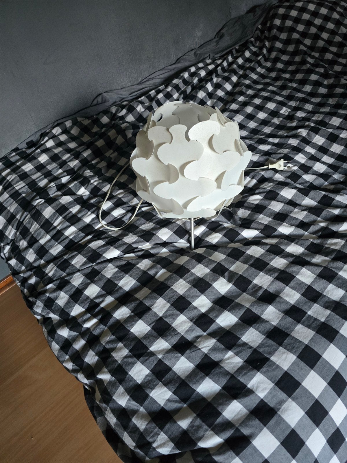 IKEA tafellamp,  op een nachtkastje kan natuurlijk ook, Kunststof, 30 cm, Wit, Zo goed als nieuw