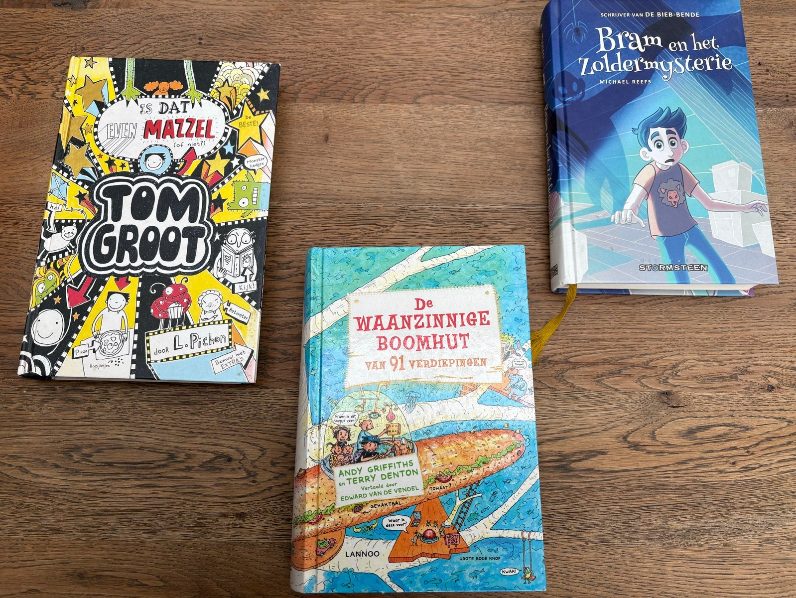 3 kinderboeken in zeer goede staat, Boeken, Ophalen of Verzenden, Zo goed als nieuw, Fictie