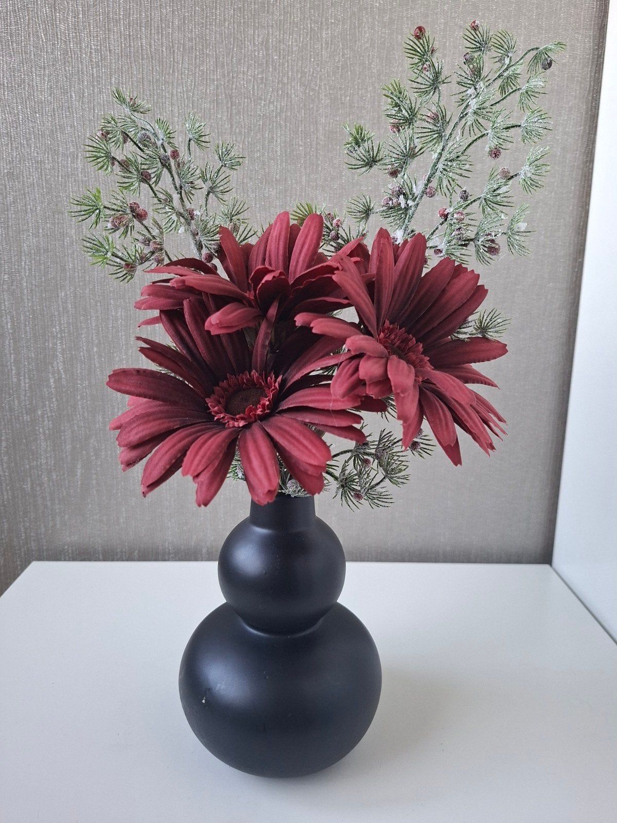 Zwarte bubbelvaas met rode gerbera's, Ophalen of Verzenden, Zo goed als nieuw, Binnen