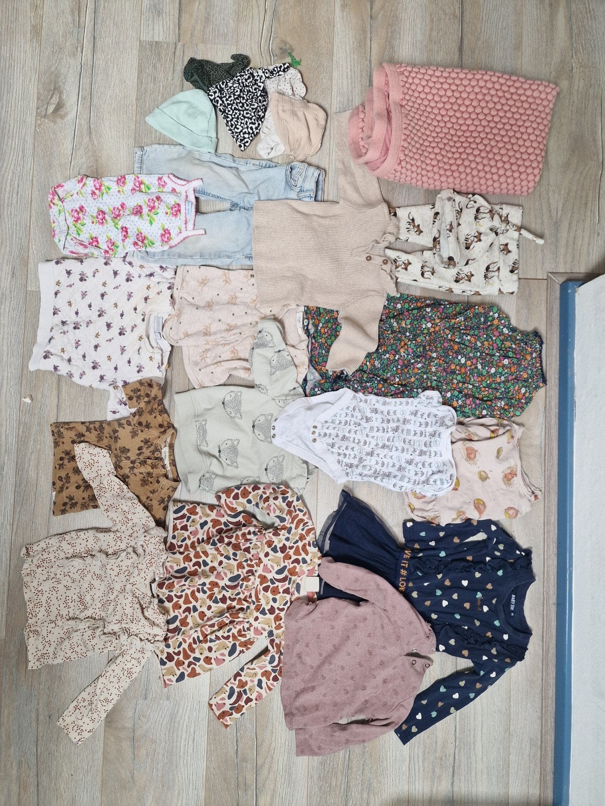 Groot kledingpakket meisjes newborn t/m maat 80 (22 kg), Ophalen, Zo goed als nieuw, Meisje